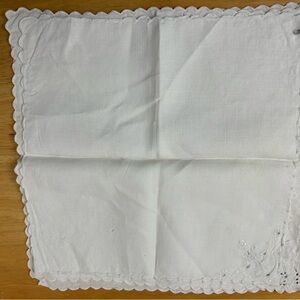 Vintage White Linen Dinner Napkins 3 PC Set
